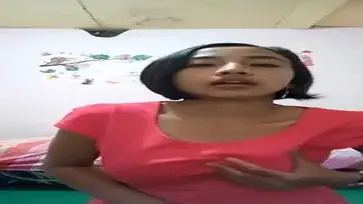 Cewek Baju Pink Rambut Pendek Sange Liar